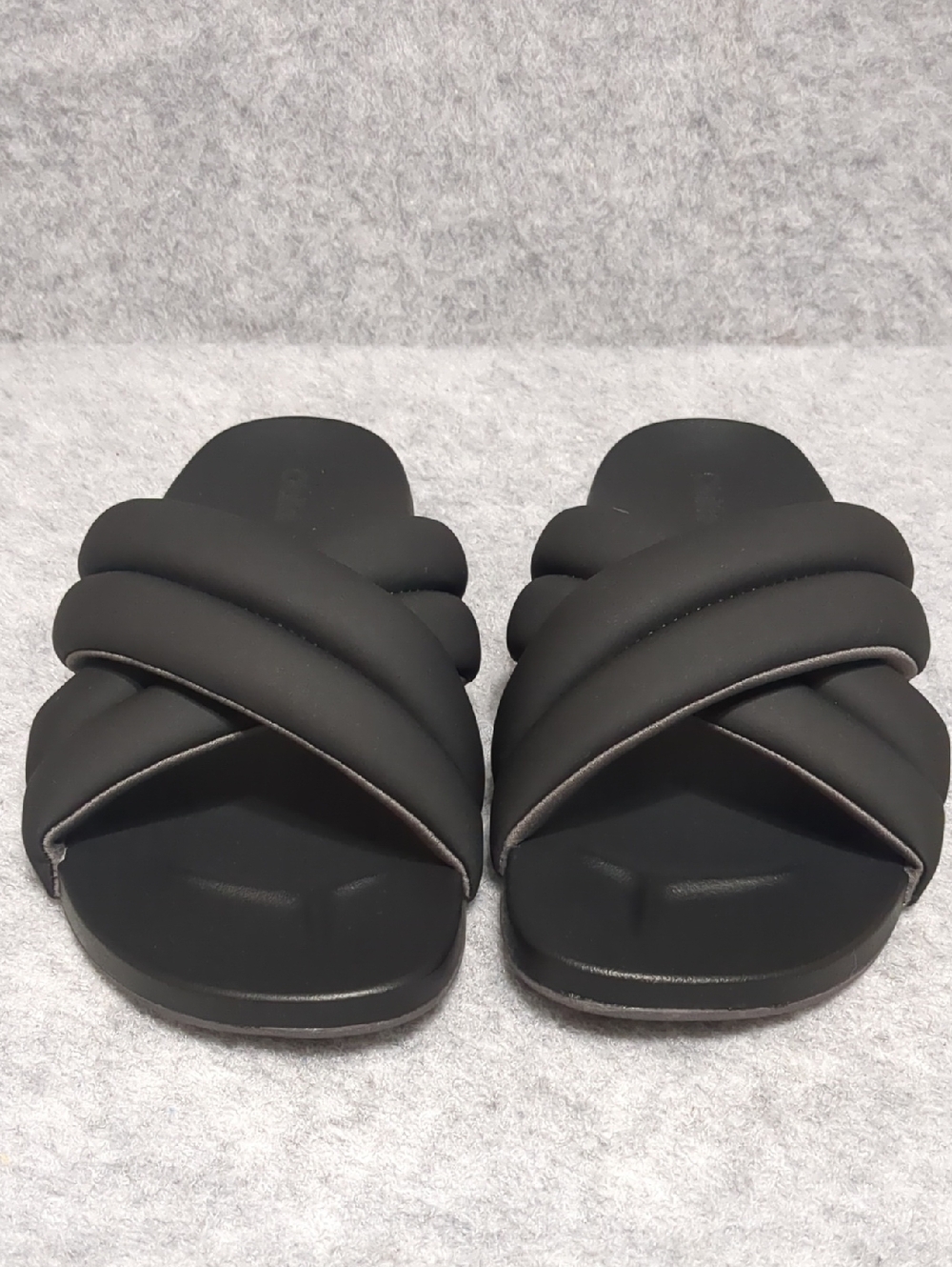 Olukai Hila Water Resistant Black Slide Sandals Size 9 - Picture 6 of 11